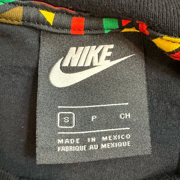 Nike Peace T-Shirt - Picture 9 of 10